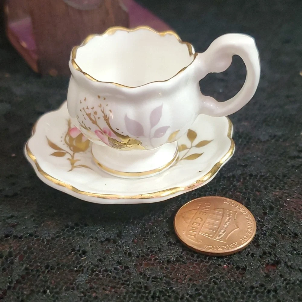 Vintage‎ Mini Tea Cup & Saucer Made in England